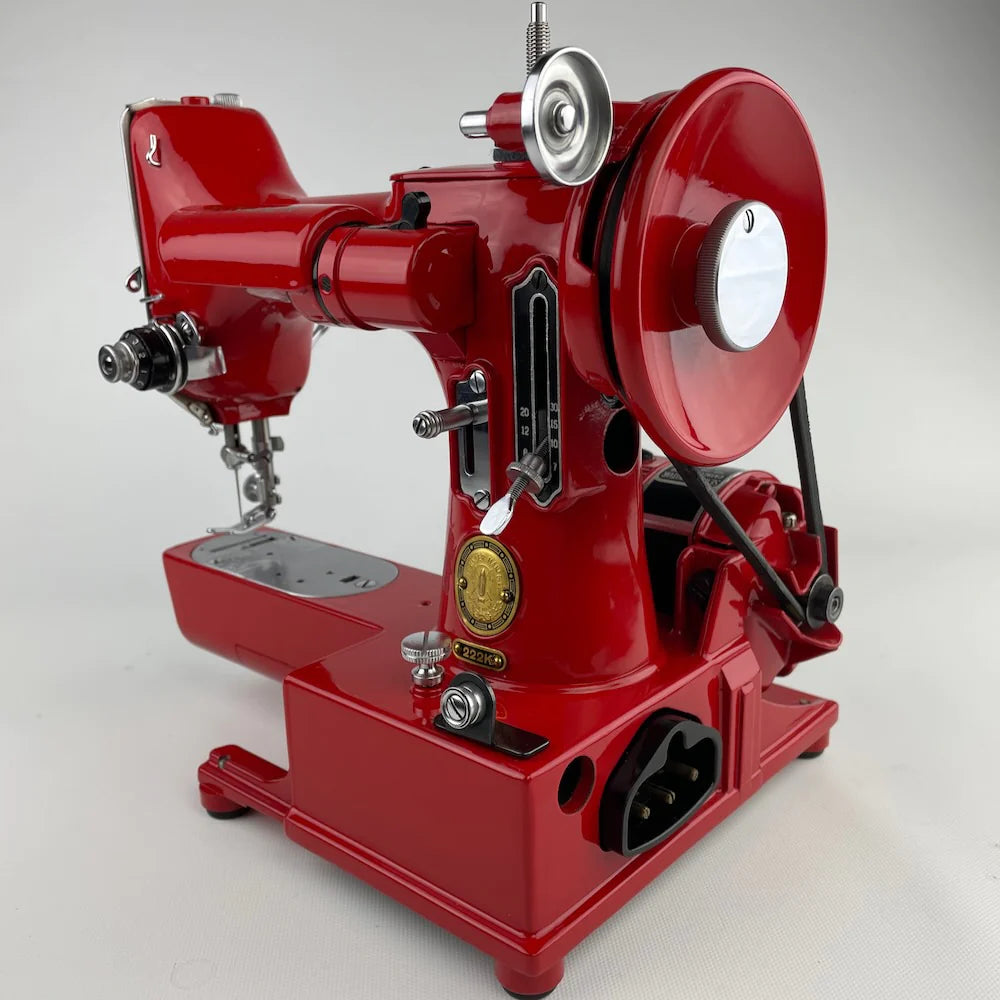 N4124.200 Machine/Hand Sewing Thread 1000m: Red