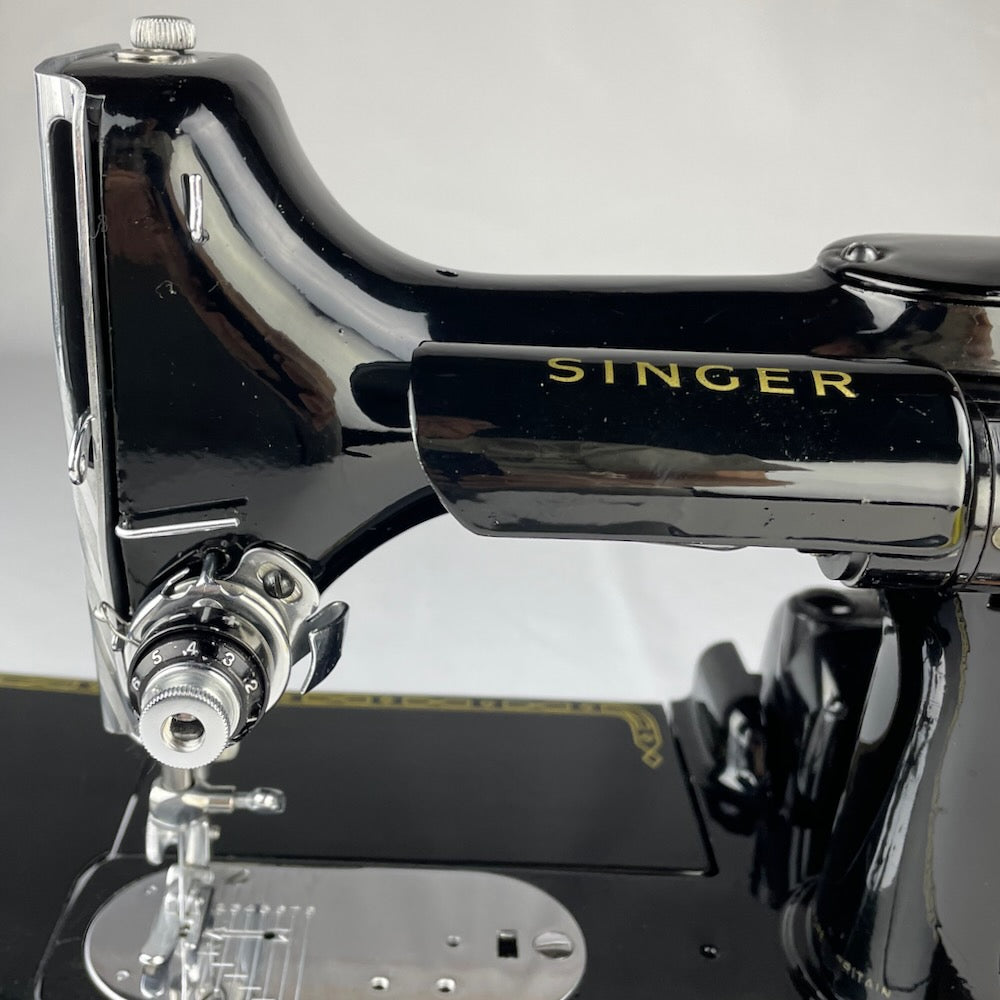 1960  Singer 222 Red S Featherweight for Sale. ER902069. US Voltage.
