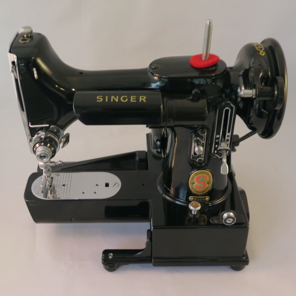 Red S Singer 222K Featherweight.